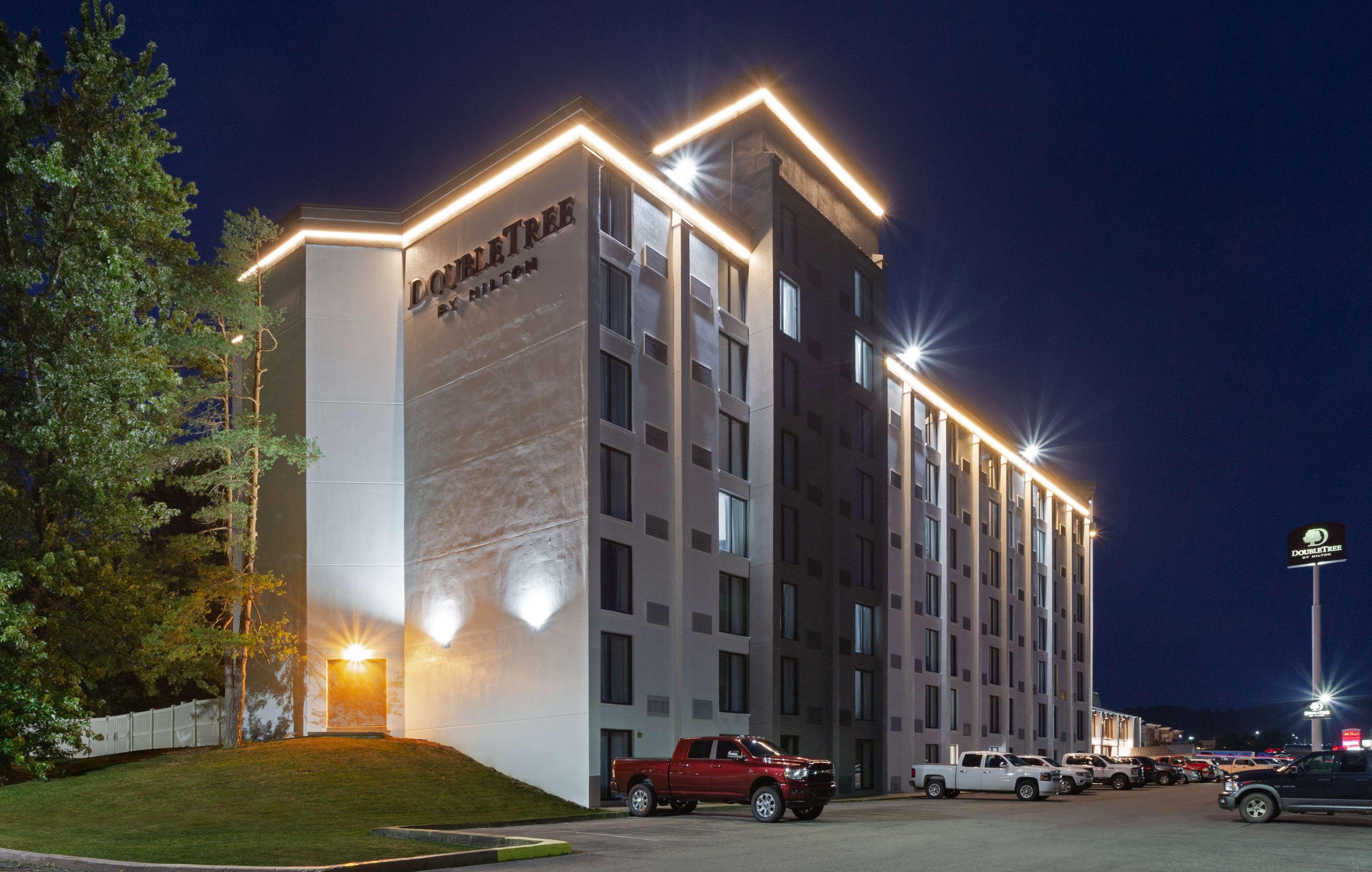 Doubletree By Hilton Washington Meadow Lands Casino Area Otel Dış mekan fotoğraf
